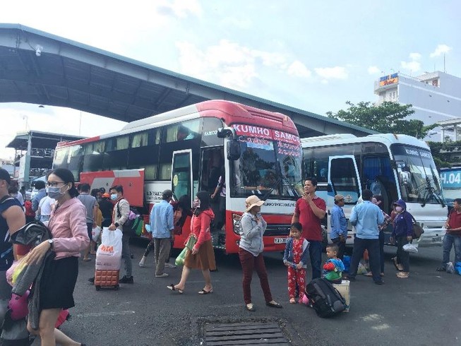 Thực hiện chương trình “Bến xe điện tử” tại Bến xe miền Đông
