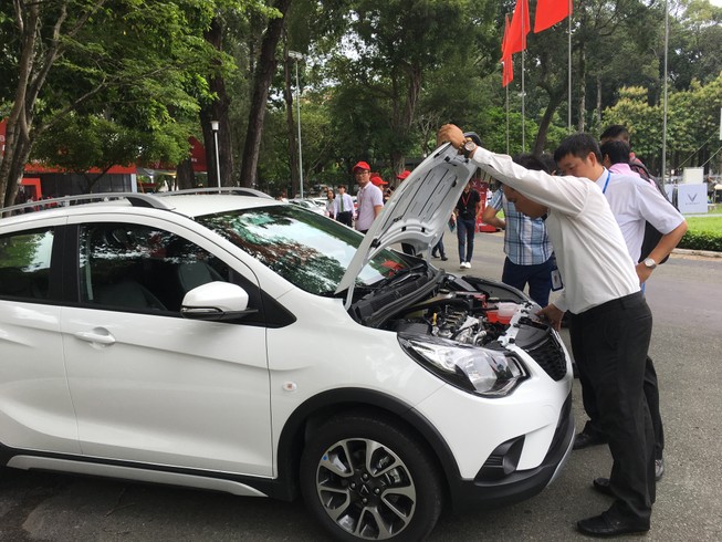 Vì sao ô tô nhập lại 'lấn át' xe lắp ráp trong nước?