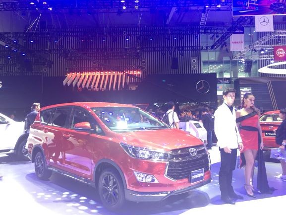 Sau giảm giá, mẫu xe SUV 7 chỗ nào rẻ nhất?