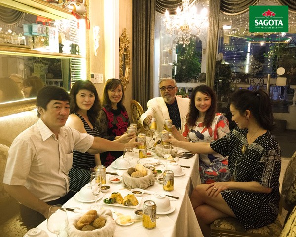Tốn thêm 2.000 tỉ dán tem, giá bia sẽ tăng cao