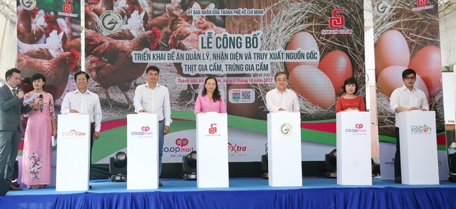Tại sao không truy 'lý lịch' thịt, trứng... nhập khẩu?