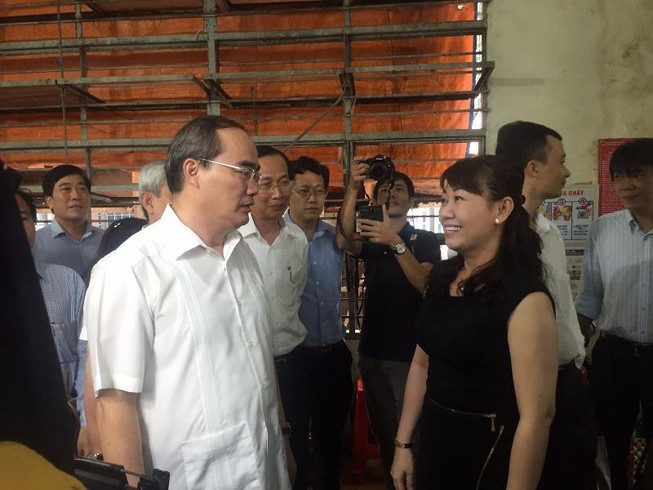 Bí thư Nguyễn Thiện Nhân thị sát chợ An Đông