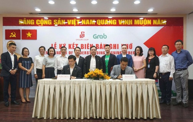 Đại gia bán lẻ bắt tay Grab giao nhận thức ăn