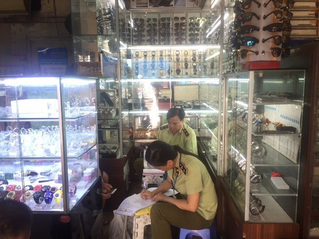 TP.HCM sẽ kiểm tra hàng giả ở các chợ nổi tiếng