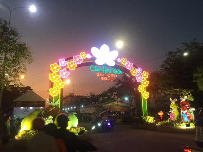 Khai mạc chợ hoa xuân Bình Điền tết Canh Tý 2020