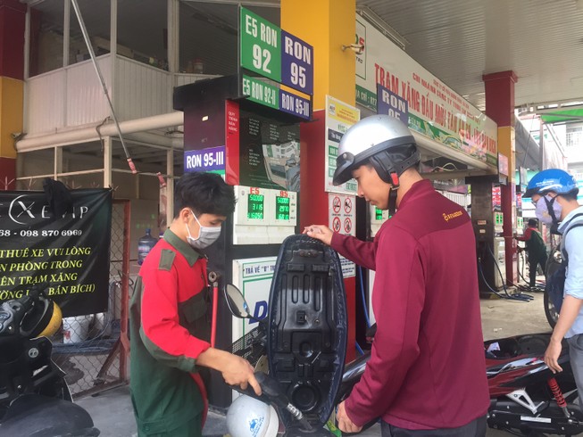 Dịch COVID-19: Quán bún bò nổi tiếng cũng méo mặt vì ế ẩm
