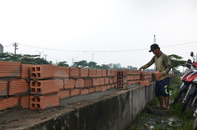 Chiều nay triều cường tại TP.HCM vượt mức báo động III