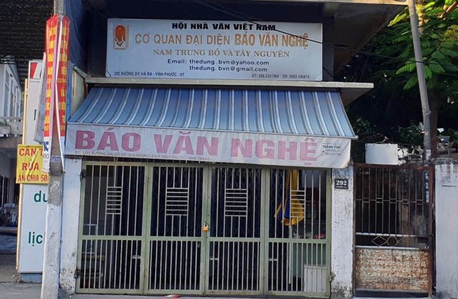 Thu hồi thẻ nhà báo với người bị tố lừa tiền tỉ ở Khánh Hòa