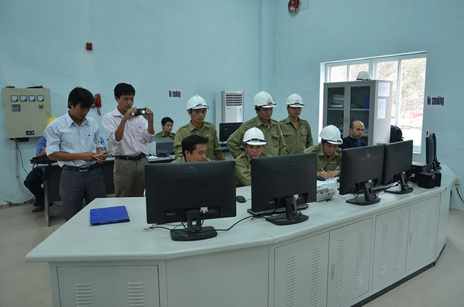 Sạt lở, Thủy điện Vĩnh Sơn 5 phải tạm ngừng hoạt động