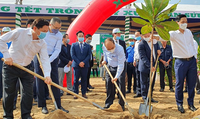 Thủ tướng: Hãy vì một Việt Nam xanh!