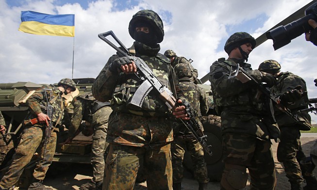 Xóa lệnh ngừng bắn, quân đội Ukraine sẵn sàng chiến đấu