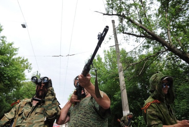 Ukraine cáo buộc Nga tham chiến bằng tên lửa
