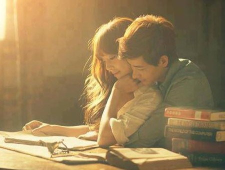 Yêu nhau yêu cả méo tròn