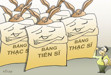Đã đến lúc dẹp 'loạn' tiến sĩ chốn quan trường?