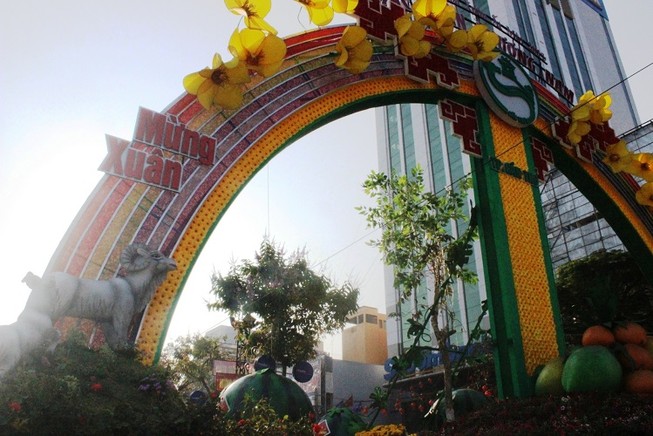 Đường hoa ‘Sắc xuân phương Nam’ trước giờ khai mạc