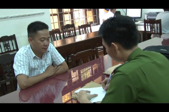 Giả danh công an chiếm đoạt tài sản qua Facebook