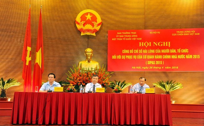 Khảo sát 6 thủ tục, người dân cho biết đều phải trả thêm phí