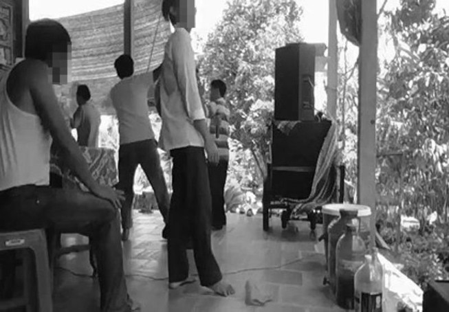 Đo tiếng ồn karaoke, 3 cán bộ xã bị đánh nhập viện