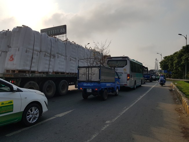Chính thức cấm xe tải 3 trục trở lên qua cầu Rạch Miễu dịp tết