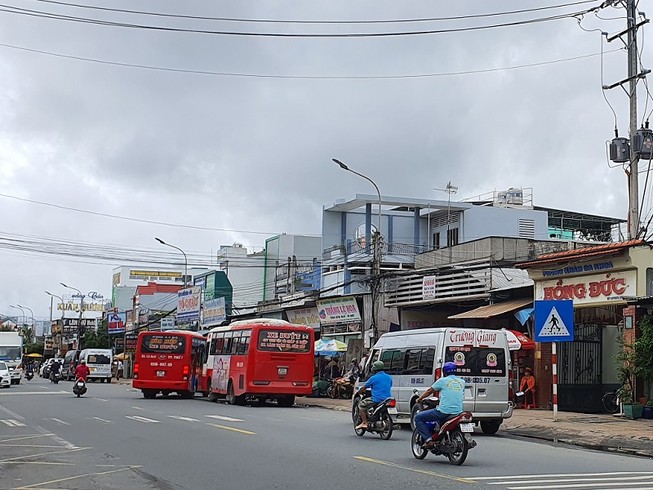 F2 của BN 1347 về Cà Mau bằng xe đò, xe buýt