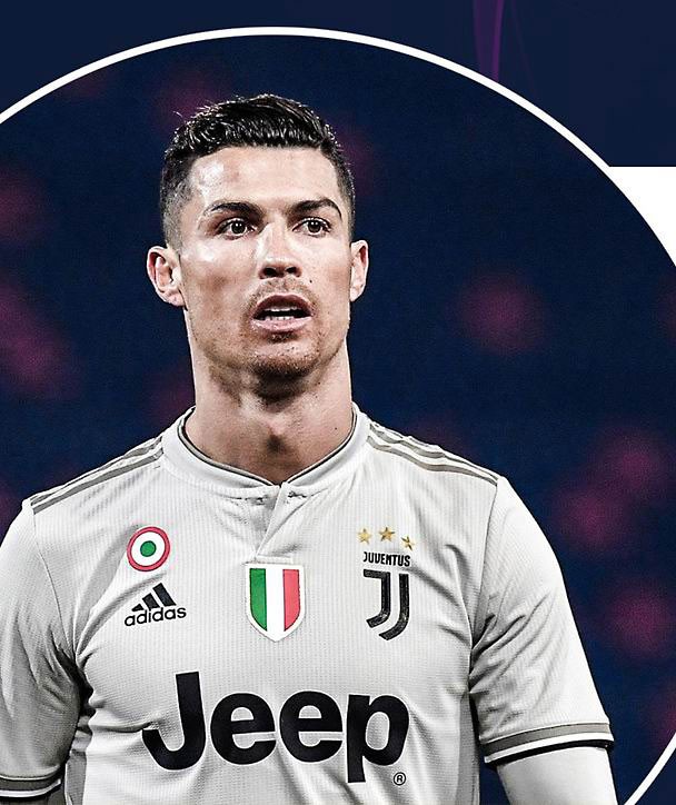 Ronaldo nhận giải cầu thủ xuất sắc thế kỷ, Messi nghĩ gì? - ảnh 1