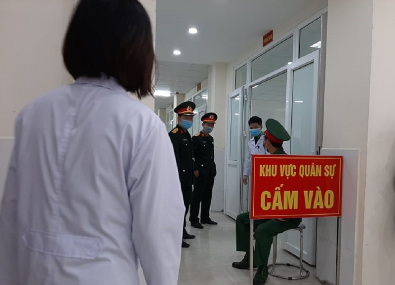 A close-up of the first COVID-19 vaccine in Vietnam - photo 2