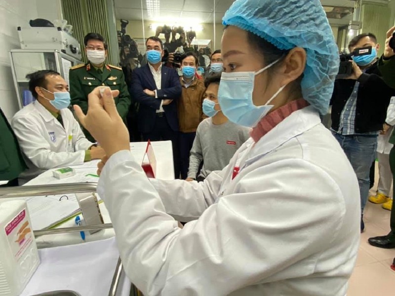 A close-up of the first COVID-19 vaccine in Vietnam - photo 4