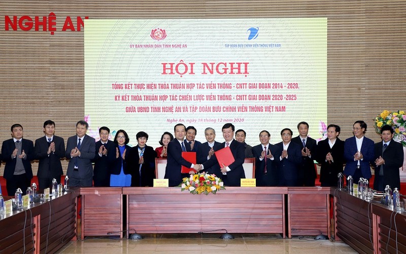 Nghệ An phấn đấu năm 2025 là tỉnh khá trong khu vực miền Bắc - ảnh 1