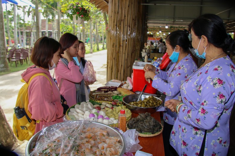 Hơn 100 gian hàng tham gia Ngày hội Bánh – Trái Mỹ Khánh - ảnh 6