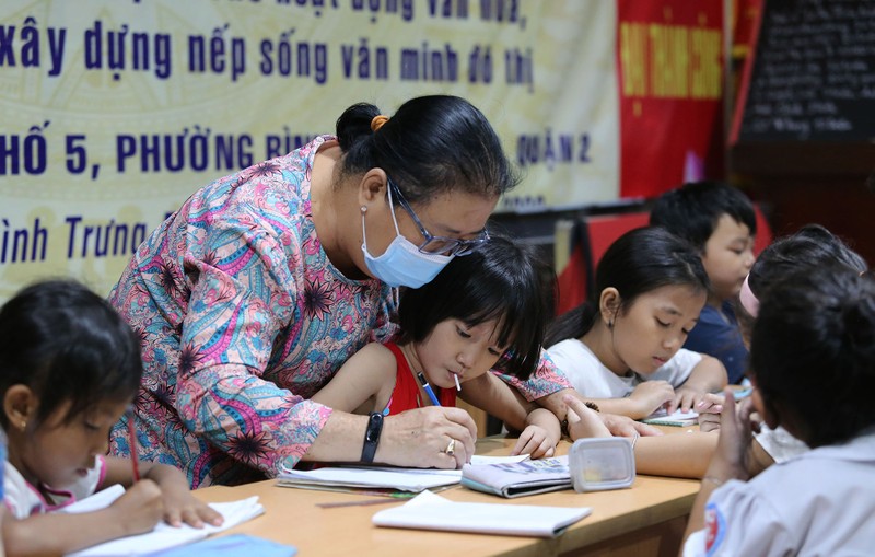 Lớp học đặc biệt của 'ngoại Thủy' ở Sài Gòn - ảnh 9