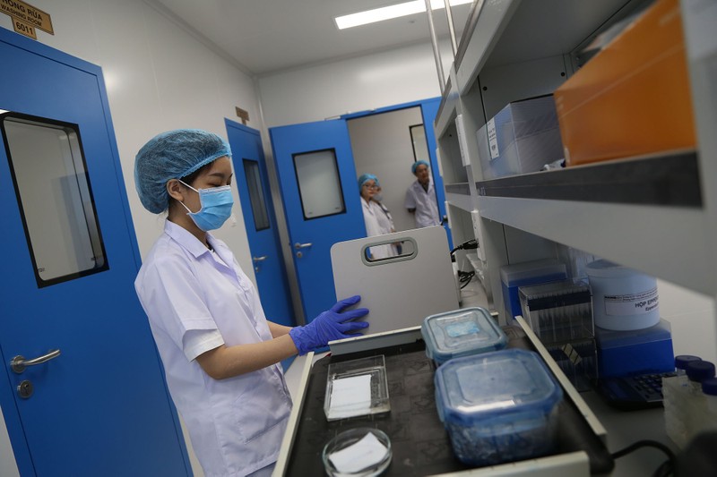 Cận cảnh nơi sản xuất vaccine COVID-19 ‘made in Việt Nam' - ảnh 2