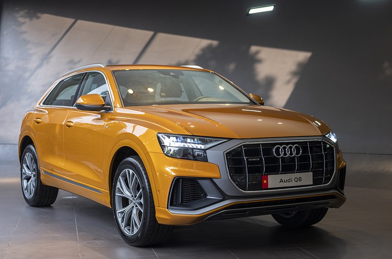 Ca sĩ Lệ Quyên mở hàng chiếc Audi Q8 đầu tiên - ảnh 1