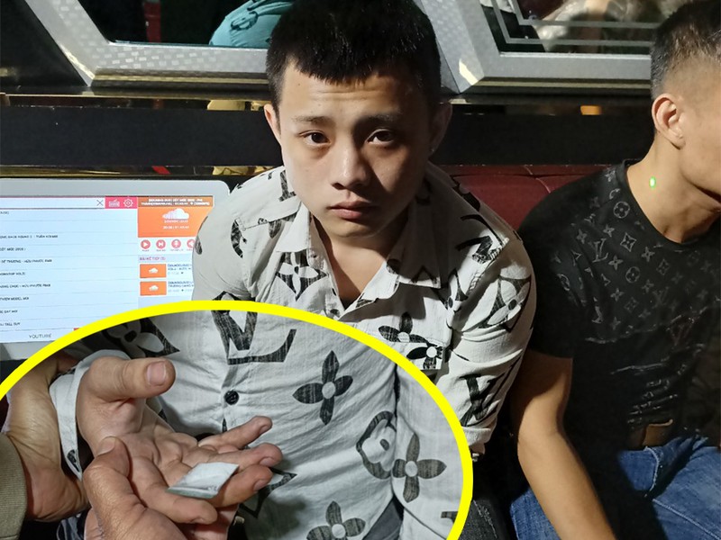21 người phê ma túy trong karaoke Victory ở Bình Tân - ảnh 2
