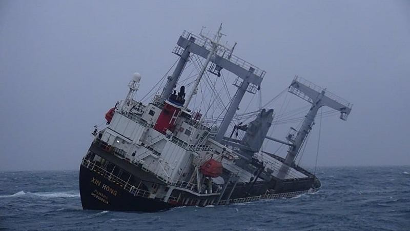 Khẩn cấp ứng phó tràn dầu trên biển do chìm tàu Panama - ảnh 3