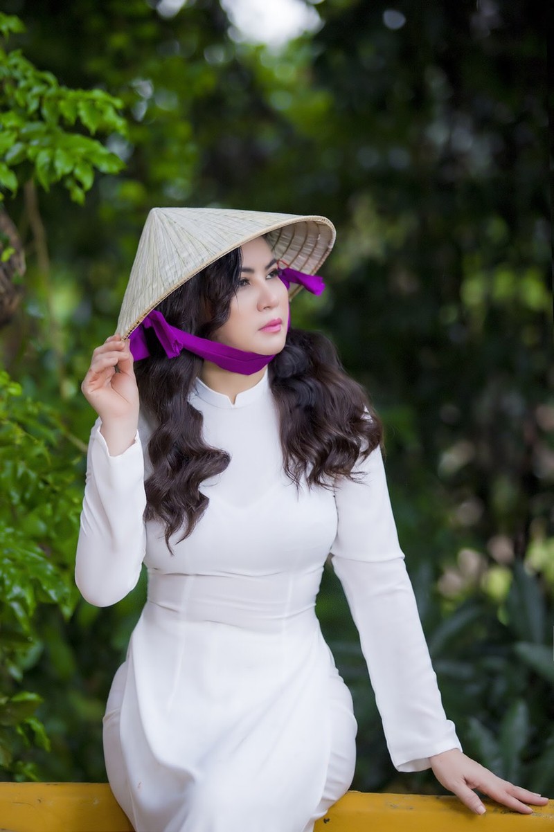 Hoa hậu Kim Hồng từ Mỹ gửi quà đến bà con giữa đại dịch - ảnh 1
