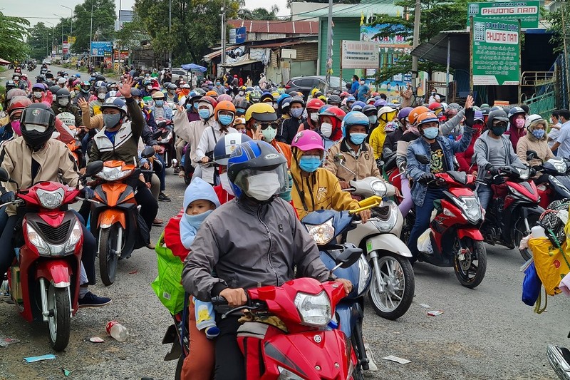 Đồng Nai: Lo lắng về tình trạng di dân, thiếu hụt lao động - ảnh 2