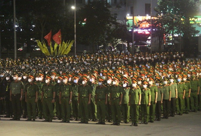 Công an TP Biên Hòa ra quân tấn công, trấn áp tội phạm sau dịch COVID-19 - ảnh 2