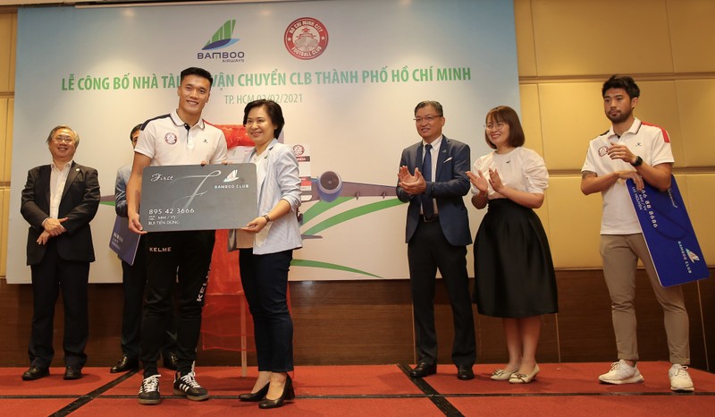 CLB TP.HCM mơ bay cao cùng Bamboo ở V-League 2021 - ảnh 3