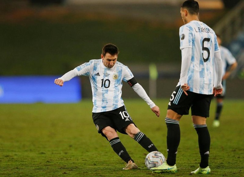 Chùm ảnh ngày Messi phá kỷ lục quốc gia - ảnh 2