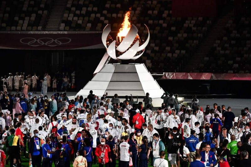 Chùm ảnh: Lung linh lễ bế mạc Olympic Tokyo, hẹn gặp Paris 2024 - ảnh 11