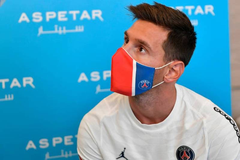 Chùm ảnh Messi kiểm tra y tế ở PSG - ảnh 1