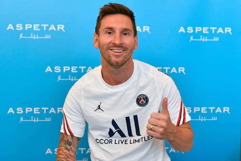 Chùm ảnh Messi kiểm tra y tế ở PSG - ảnh 2