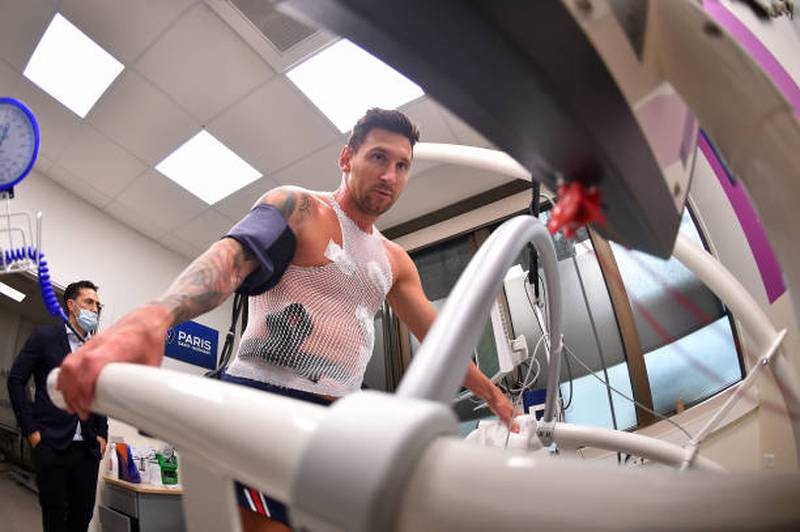 Chùm ảnh Messi kiểm tra y tế ở PSG - ảnh 5