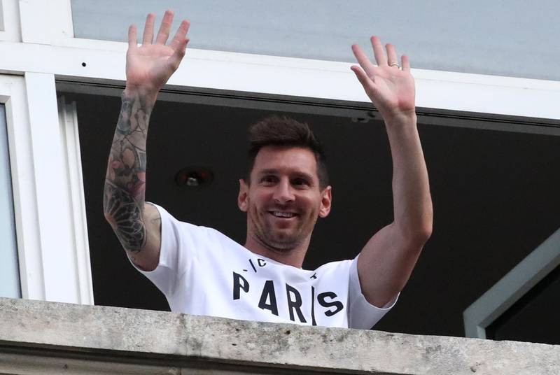 Chùm ảnh Messi kiểm tra y tế ở PSG - ảnh 10