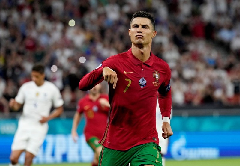 Ronaldo phá kỷ lục rồi về với MU - ảnh 1