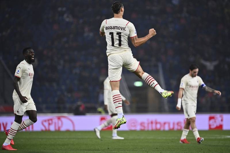 Chùm ảnh ấn tượng AC Milan đánh bại Bologna để lên ngôi đầu - ảnh 2