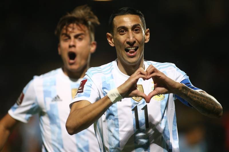 Thắng Uruguay, Argentina quyết đấu Brazil để sớm đoạt vé đi Qatar - ảnh 1