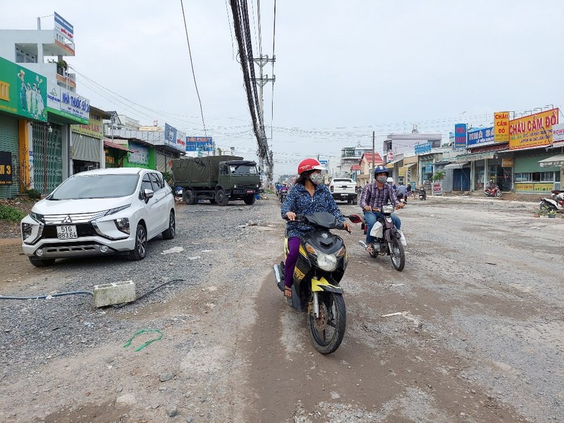 Chùm ảnh: Dự án trọng điểm tái khởi động sau khi TP.HCM nới lỏng giãn cách - ảnh 5