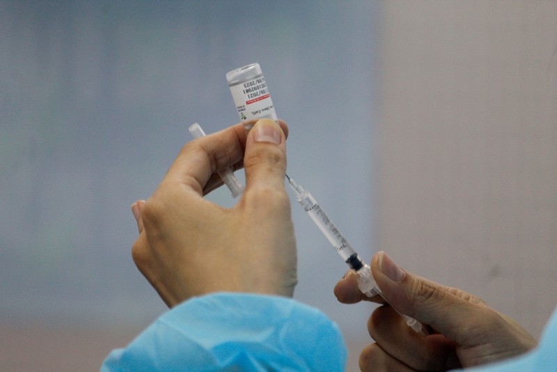 Người dân Cần Thơ bắt đầu tiêm vaccine Vero Cell - ảnh 2