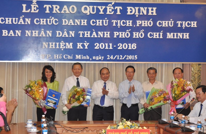 Phó Thủ tướng trao quyết định phê chuẩn nhân sự mới tại TP.HCM - ảnh 5